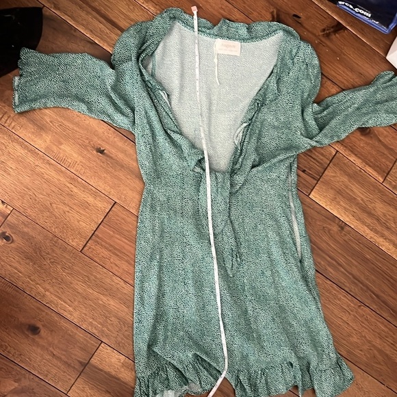 Auguste The Label Diamond Rumba Sleeved Mini Dress Green US4 - Picture 13 of 15